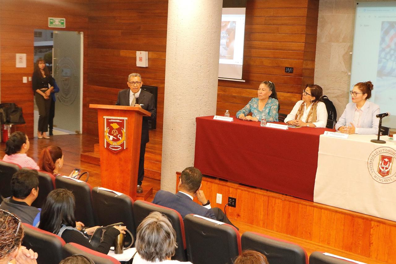 Inició en UATx curso sobre conciencia histórica para formación ciudadana